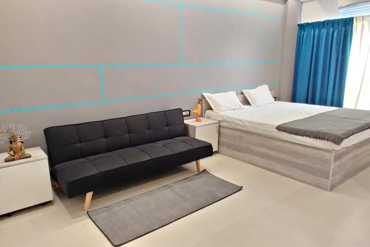 Restel Studio Flats Haidarábád Kültér fotó