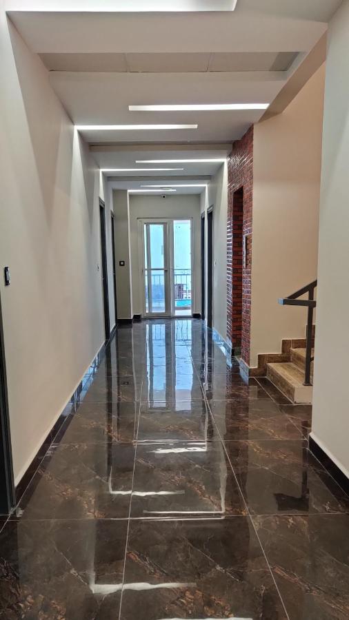Restel Studio Flats Haidarábád Kültér fotó
