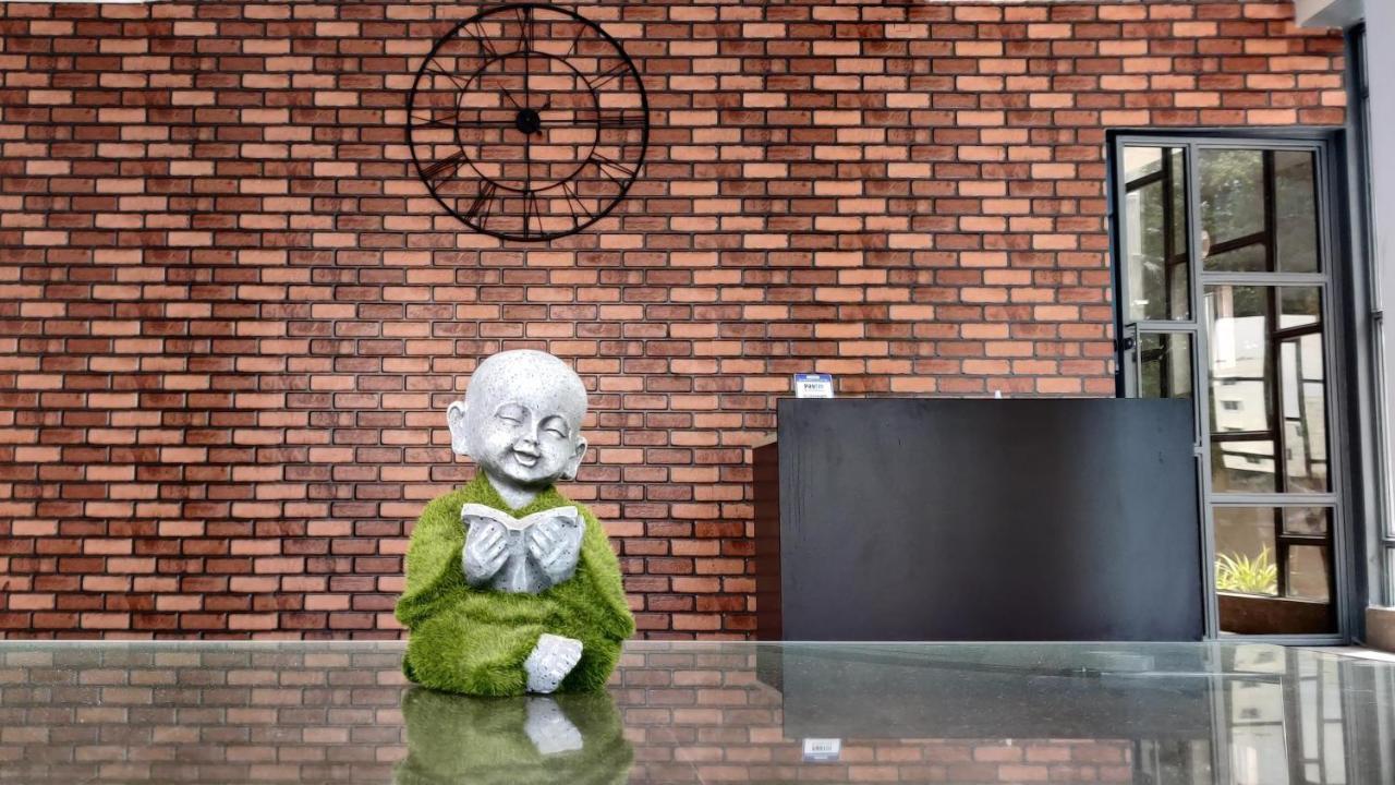 Restel Studio Flats Haidarábád Kültér fotó