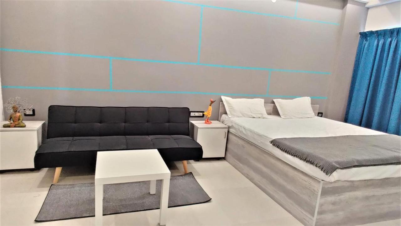 Restel Studio Flats Haidarábád Kültér fotó