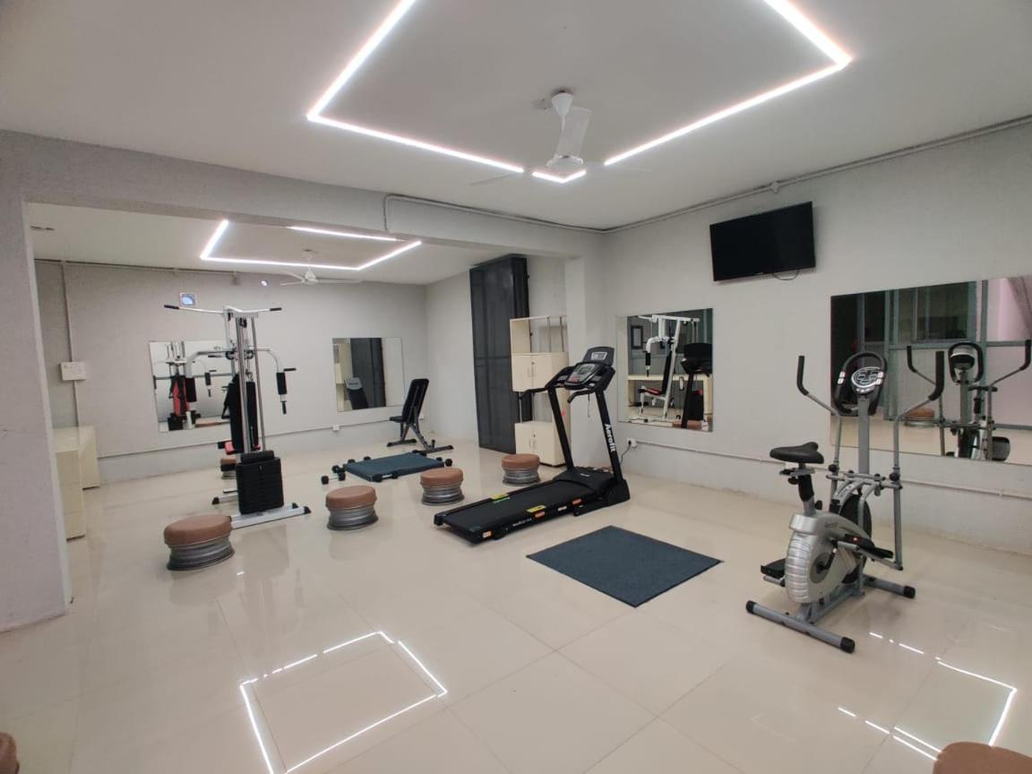 Restel Studio Flats Haidarábád Kültér fotó