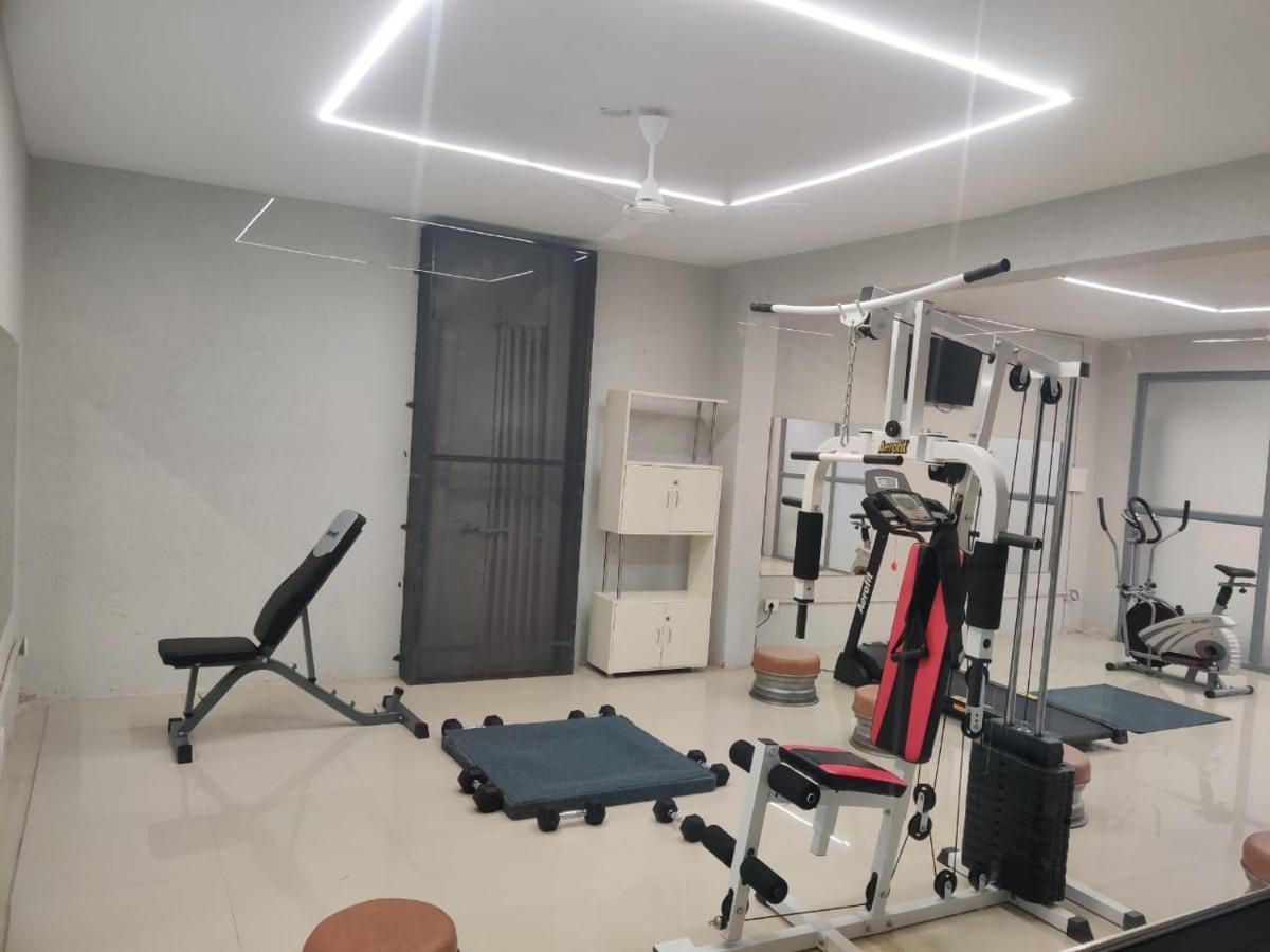 Restel Studio Flats Haidarábád Kültér fotó