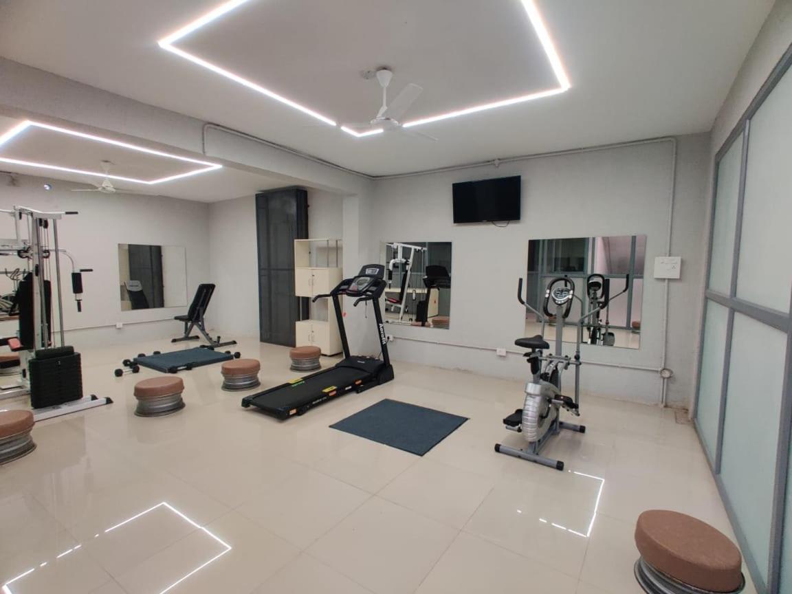 Restel Studio Flats Haidarábád Kültér fotó